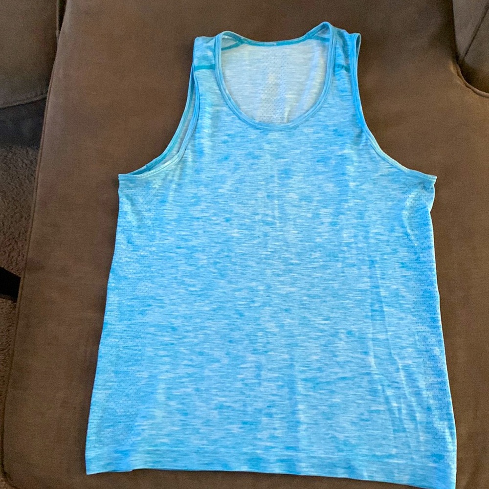 Lululemon Metal Vent tank top